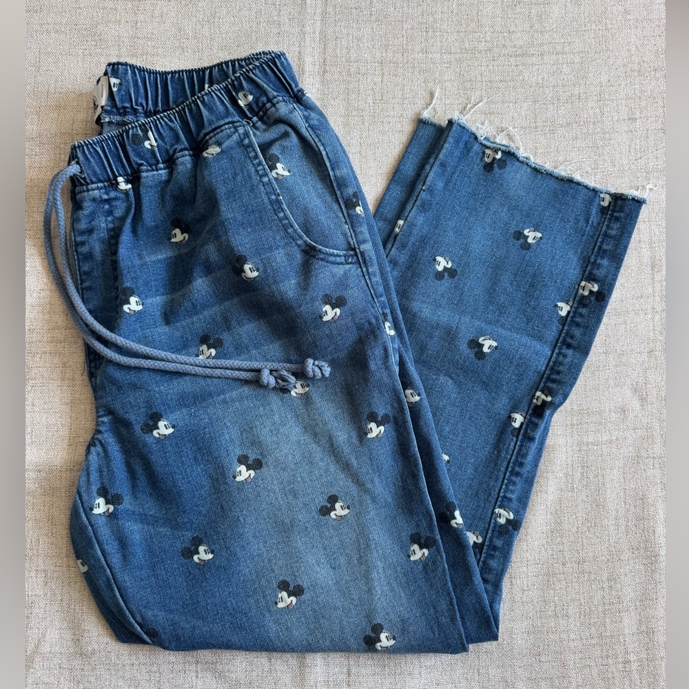 Disney Denim Straight legs - women’s Large